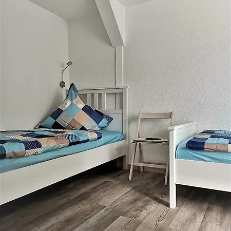 Schoenes Im Herzen Von Quentel Appartamento